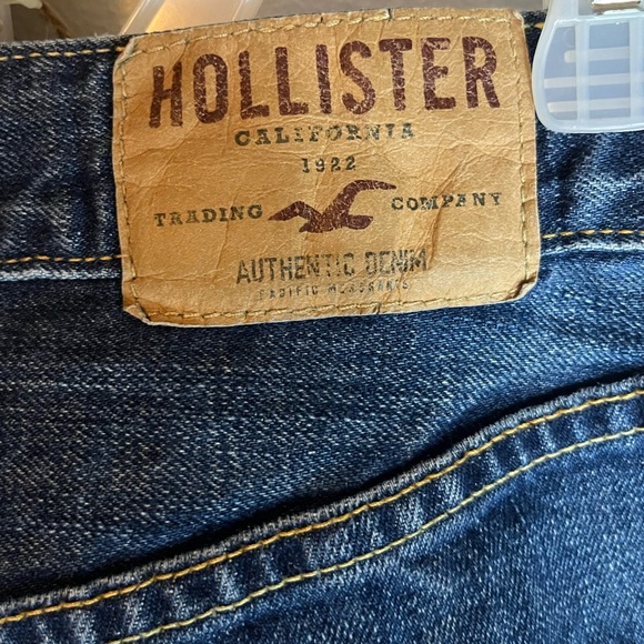 Hollister Huntington Jeans - Picture 5 of 9